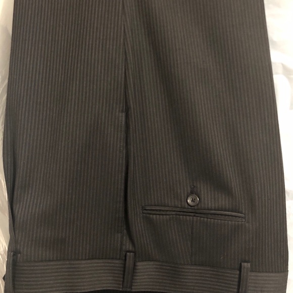 Profilo Mens Suit, Dark Navy with pinstripe - Picture 7 of 8